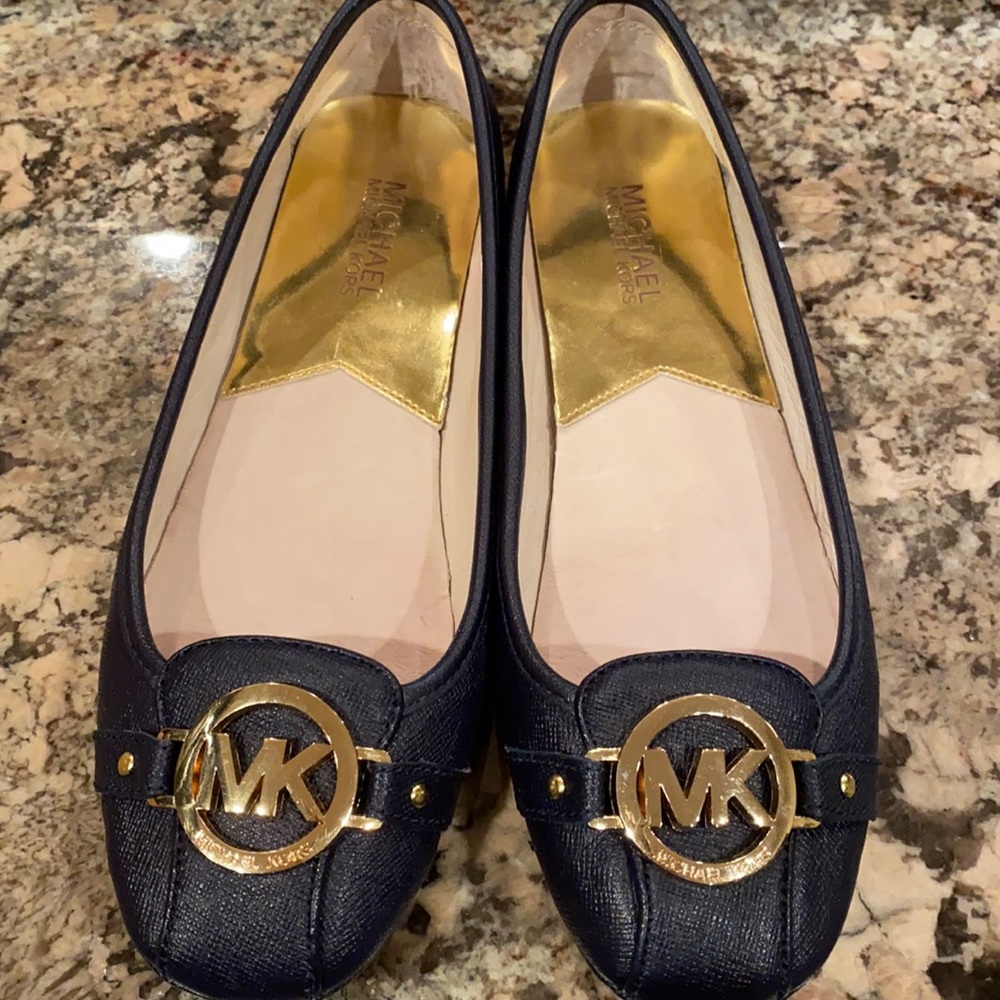 Michael kors navy flats